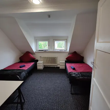 Berlindreams - F81 - 2b